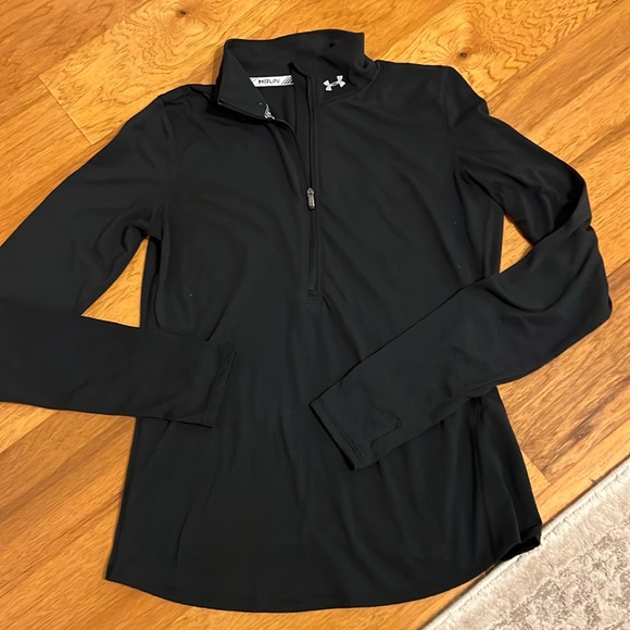 Under Armour Tops - Under Armour pullover shirt